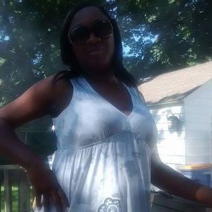 Meet your Posher, Rose